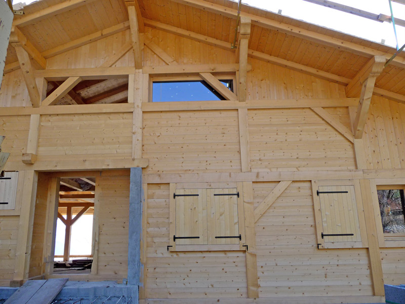 Robert Baz Construction de chalets poteaux poutres à Domancy